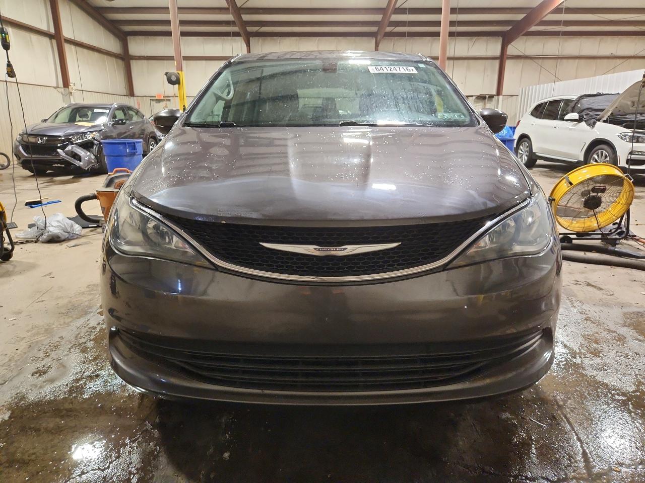 2017 CHRYSLER PACIFICA TOURING — снимка 5