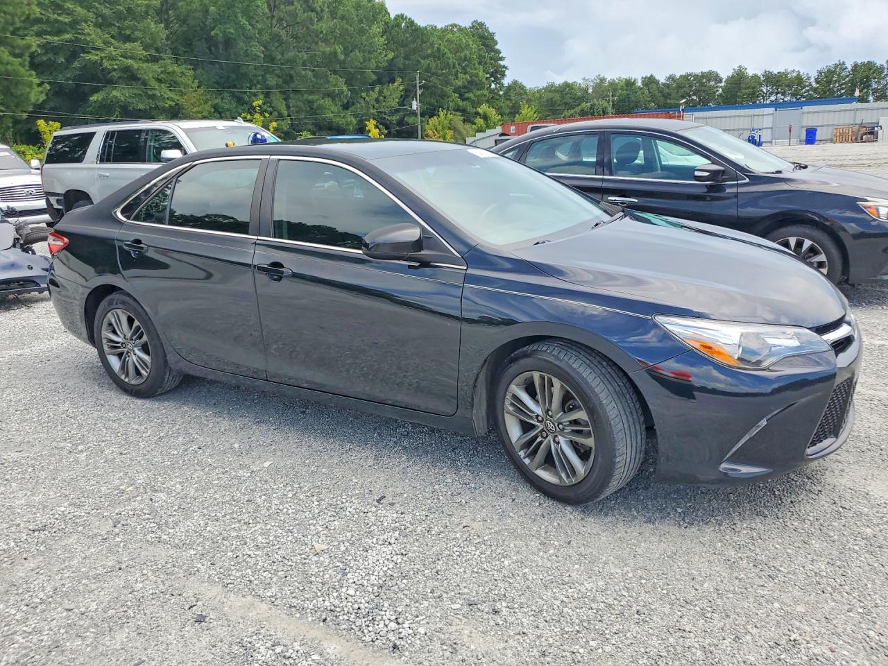 2017 TOYOTA CAMRY SE — снимка 4