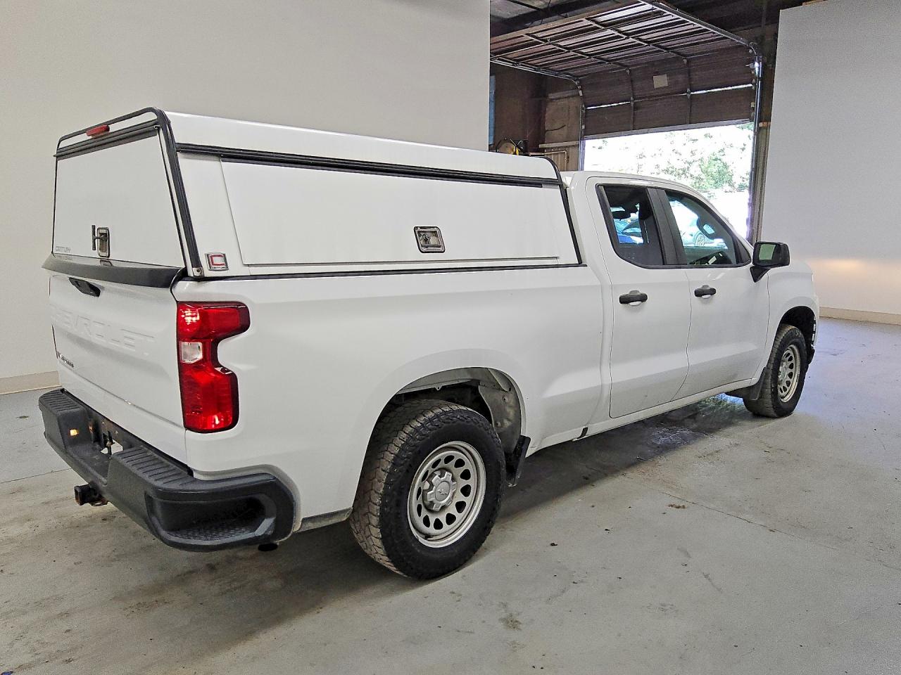 2019 CHEVROLET SILVERADO C1500 — снимка 3