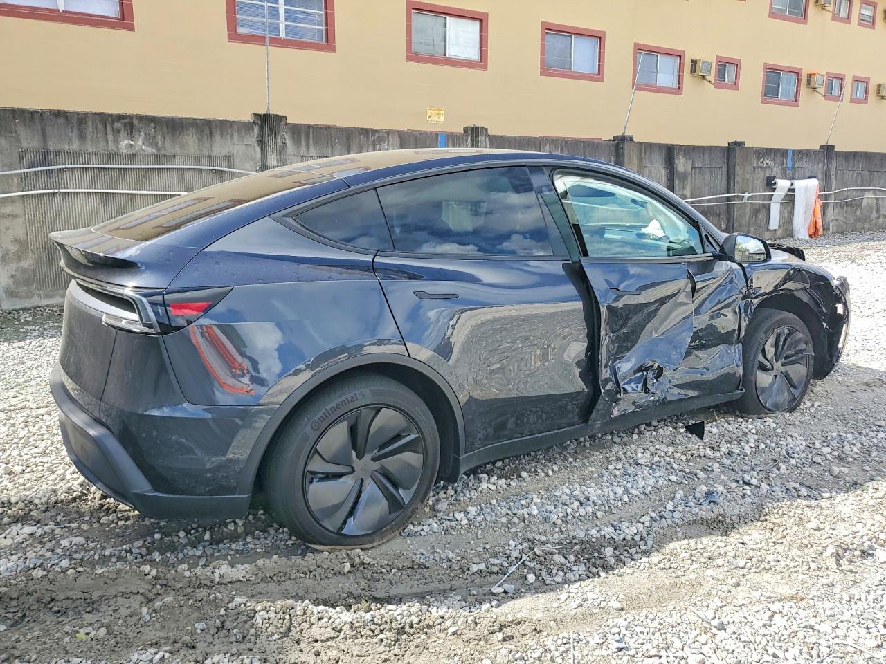 2026 TESLA MODEL Y — снимка 3