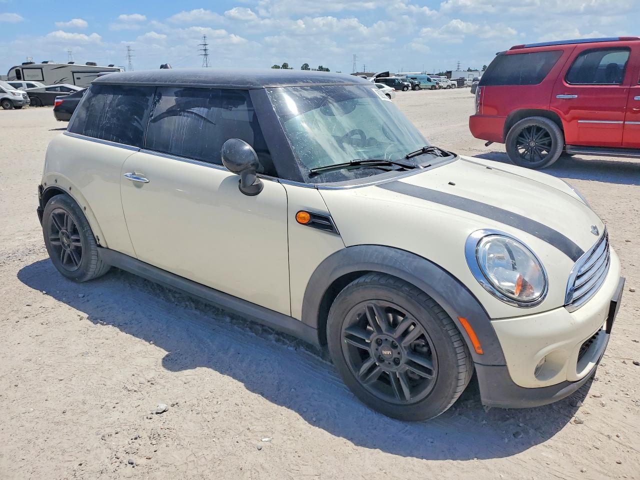 2013 MINI COOPER — снимка 4