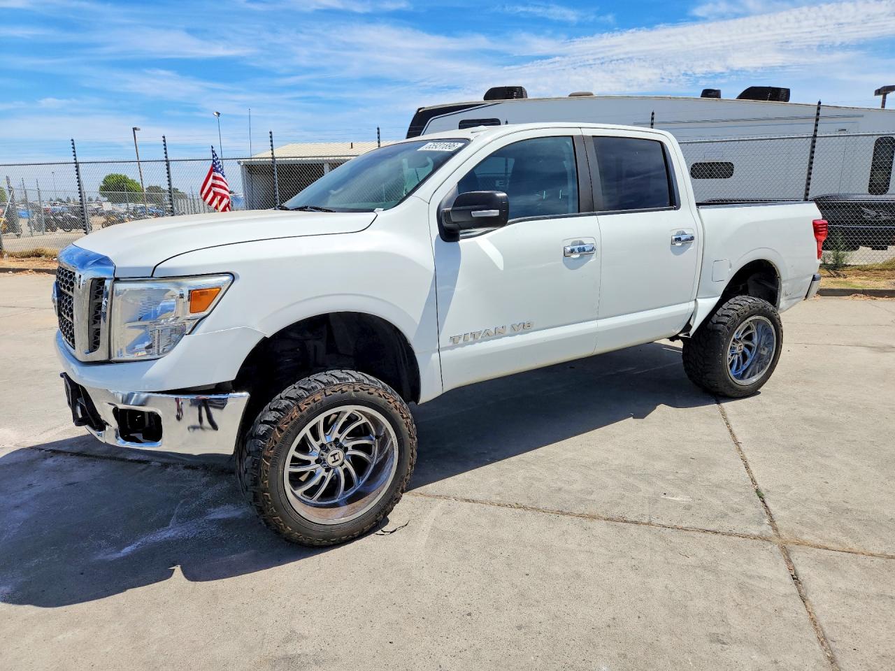 2018 NISSAN TITAN S