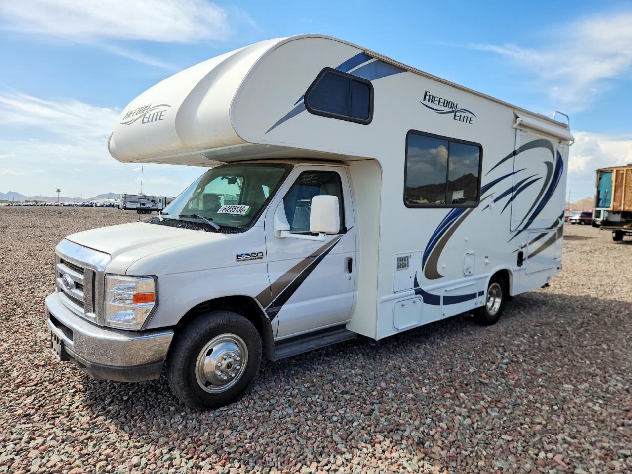 2017 FORD ECONOLINE E350 SUPER DUTY CUTAWAY VAN — снимка 2