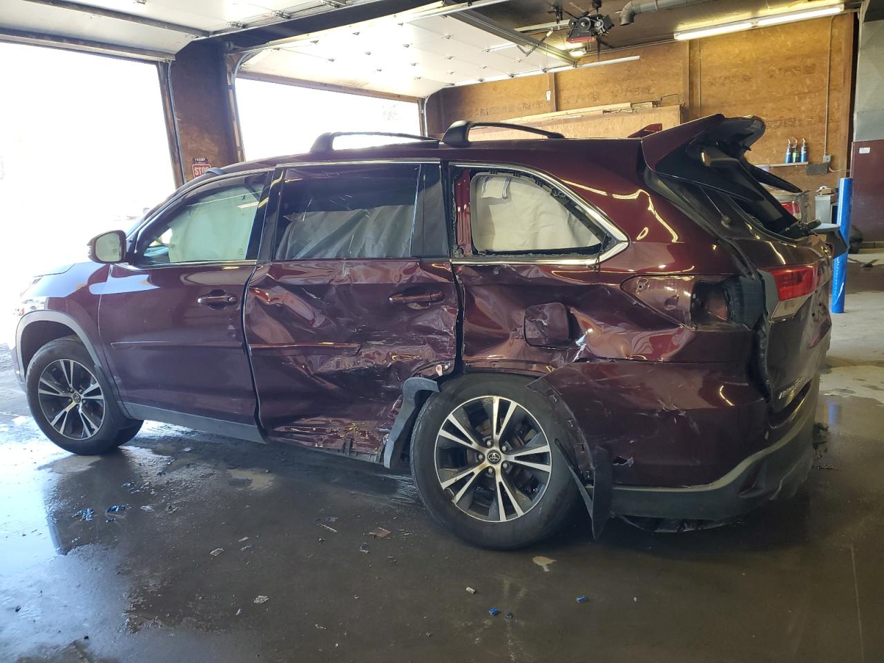 2019 TOYOTA HIGHLANDER LE PLUS — снимка 2