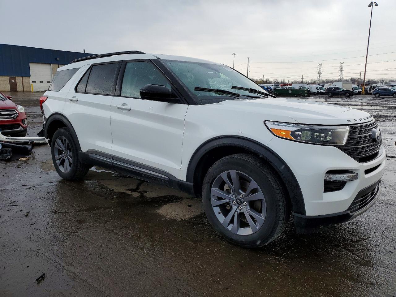 2023 FORD EXPLORER XLT — снимка 4