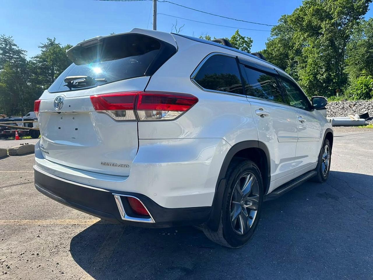 2018 TOYOTA HIGHLANDER LIMITED PLATINUM — снимка 3