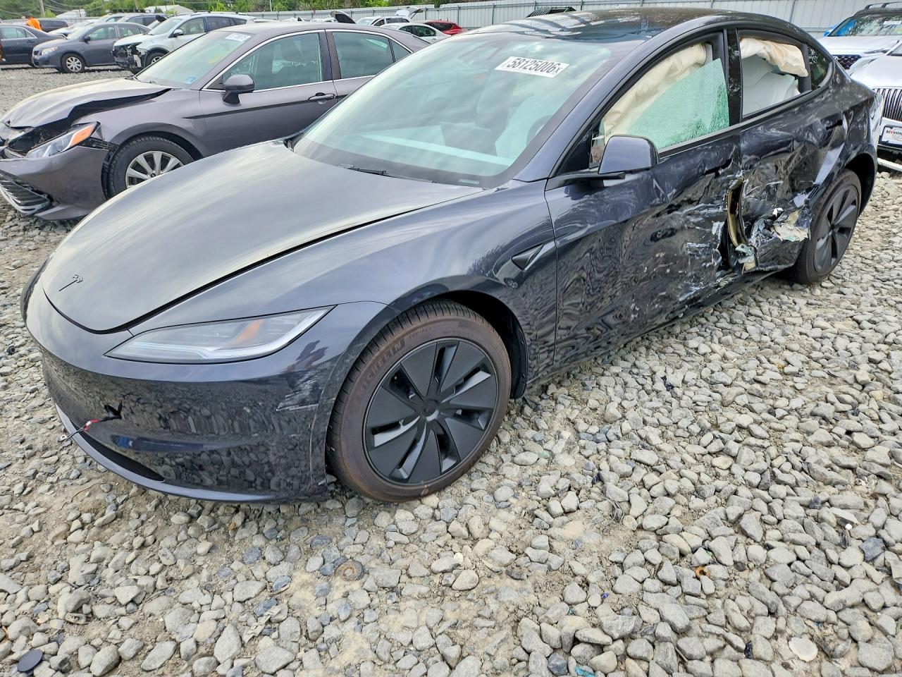 2026 TESLA MODEL 3