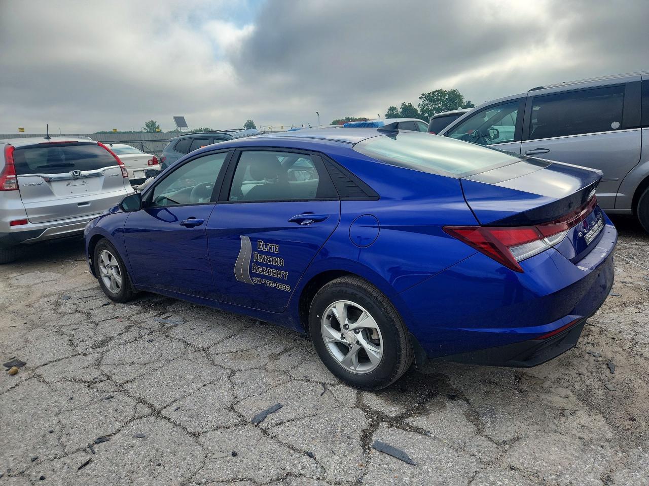 2023 HYUNDAI ELANTRA SE — снимка 2