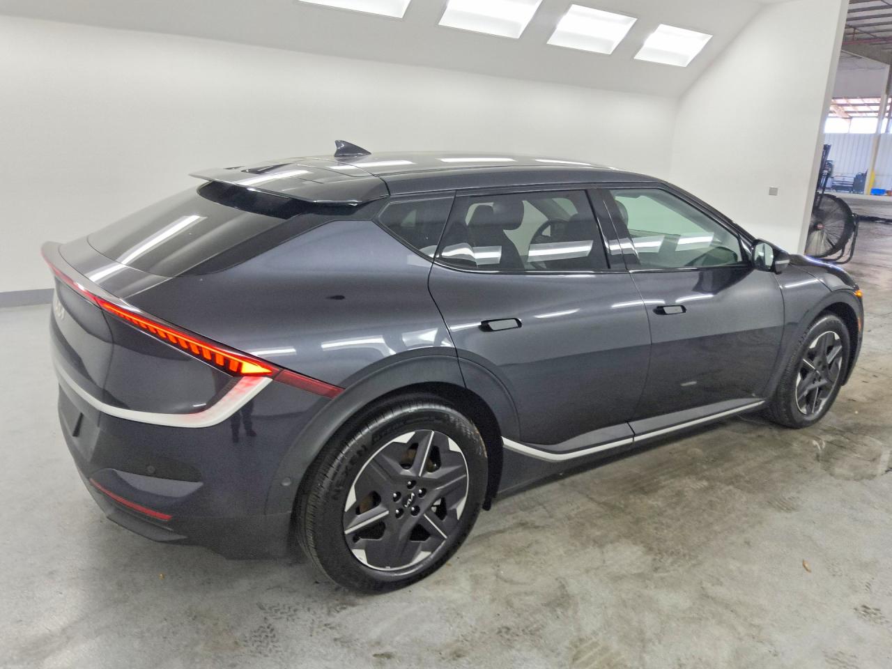 2025 KIA EV6 LIGHT LONG RANGE — снимка 3