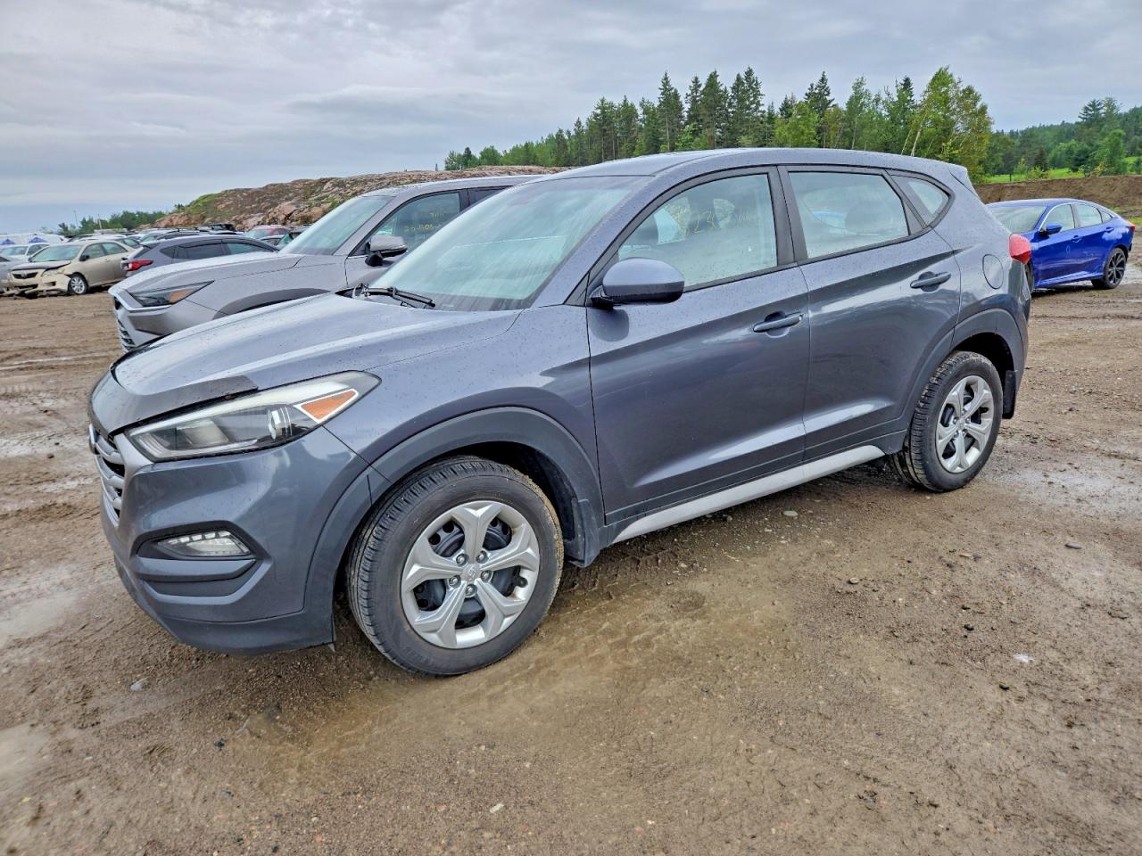 2017 HYUNDAI TUCSON SE