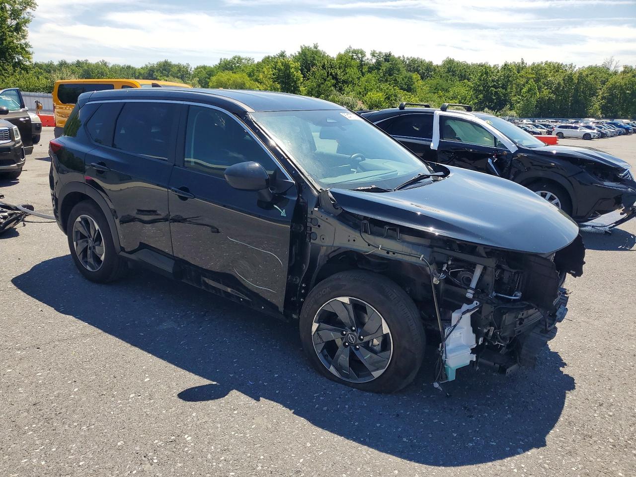 2025 NISSAN ROGUE SV — снимка 4