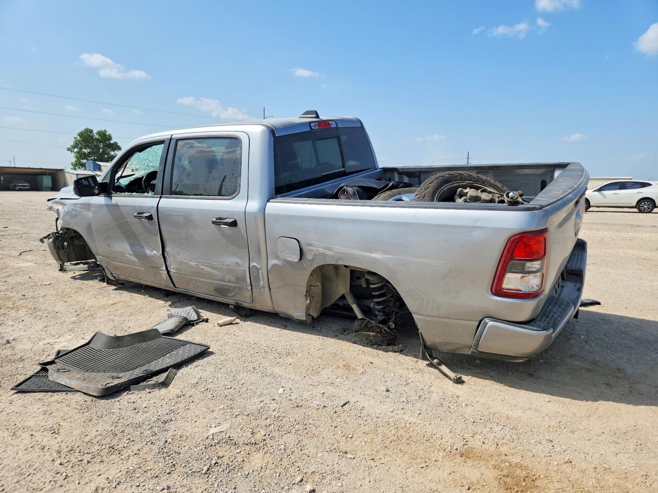 2024 RAM 1500 TRADESMAN — снимка 2
