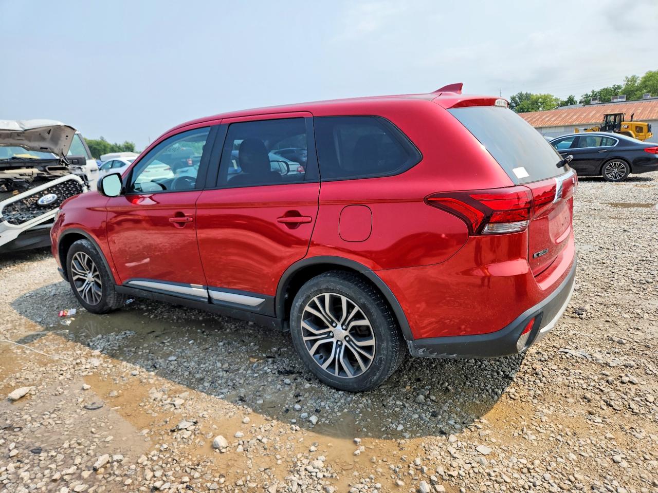 2017 MITSUBISHI OUTLANDER ES — снимка 2