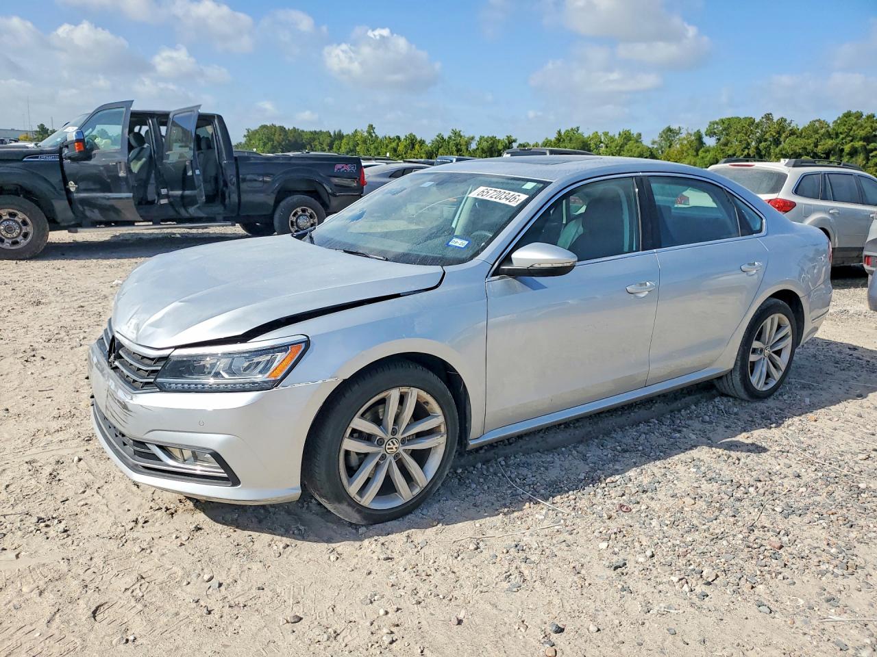 2018 VOLKSWAGEN PASSAT SE