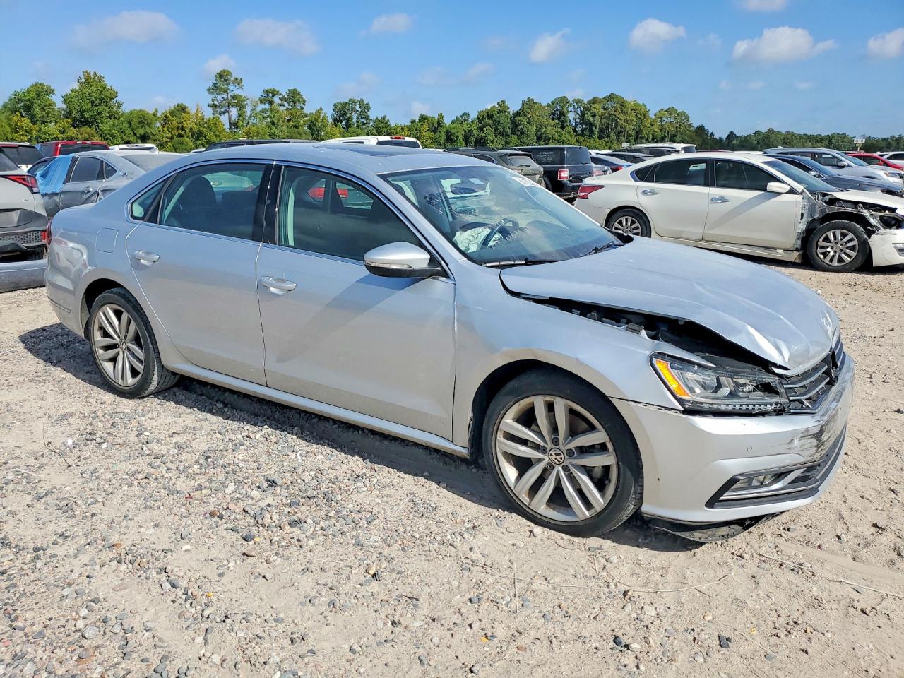2018 VOLKSWAGEN PASSAT SE — снимка 4