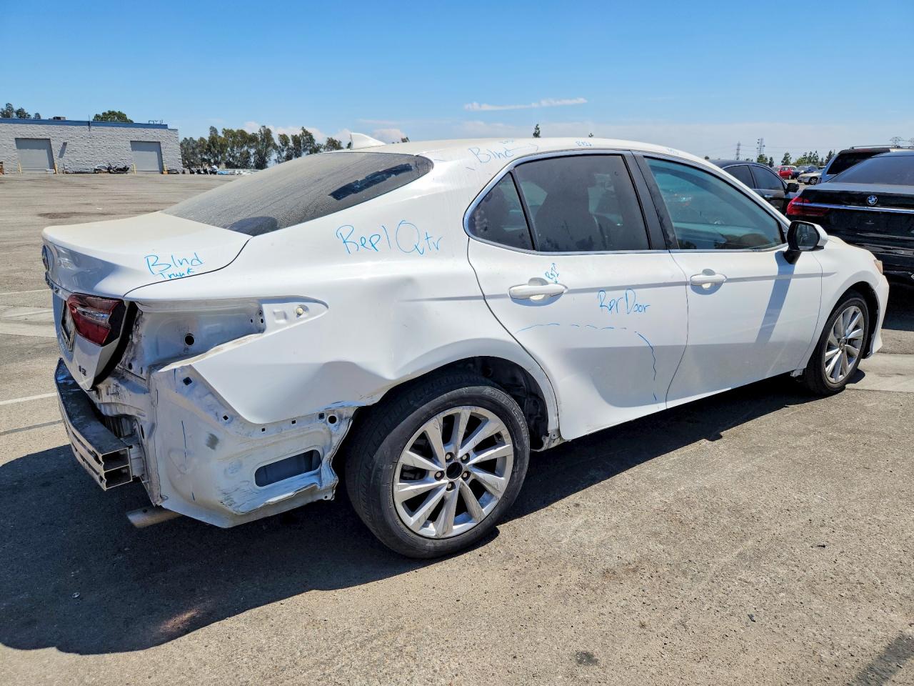 2021 TOYOTA CAMRY LE — снимка 3