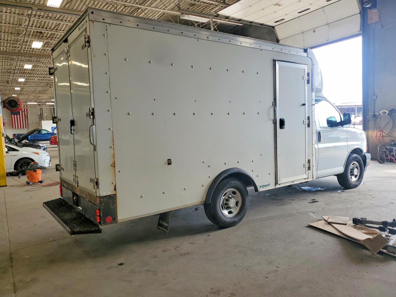 2018 CHEVROLET EXPRESS — снимка 3