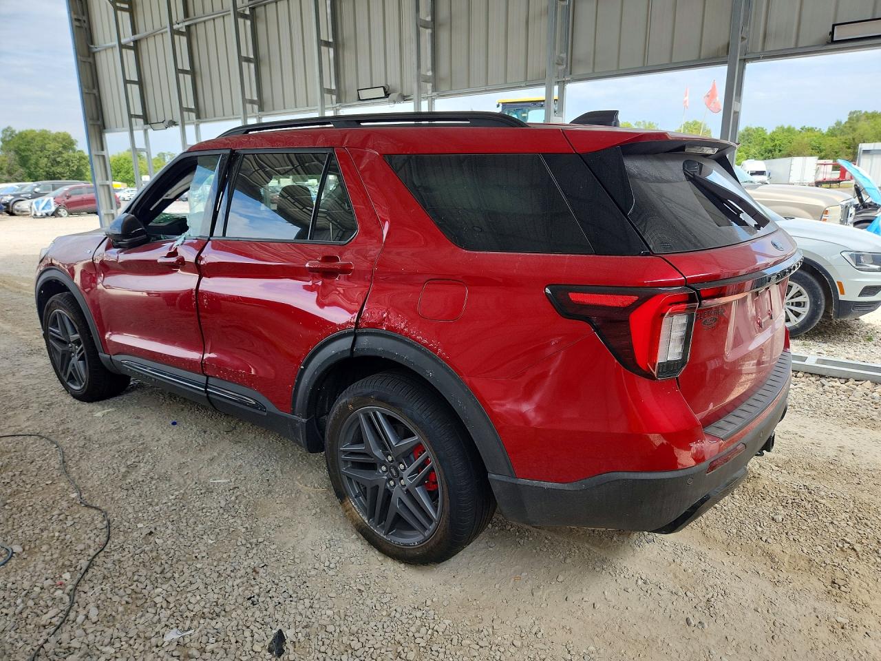2026 FORD EXPLORER ST-LINE — photo 2