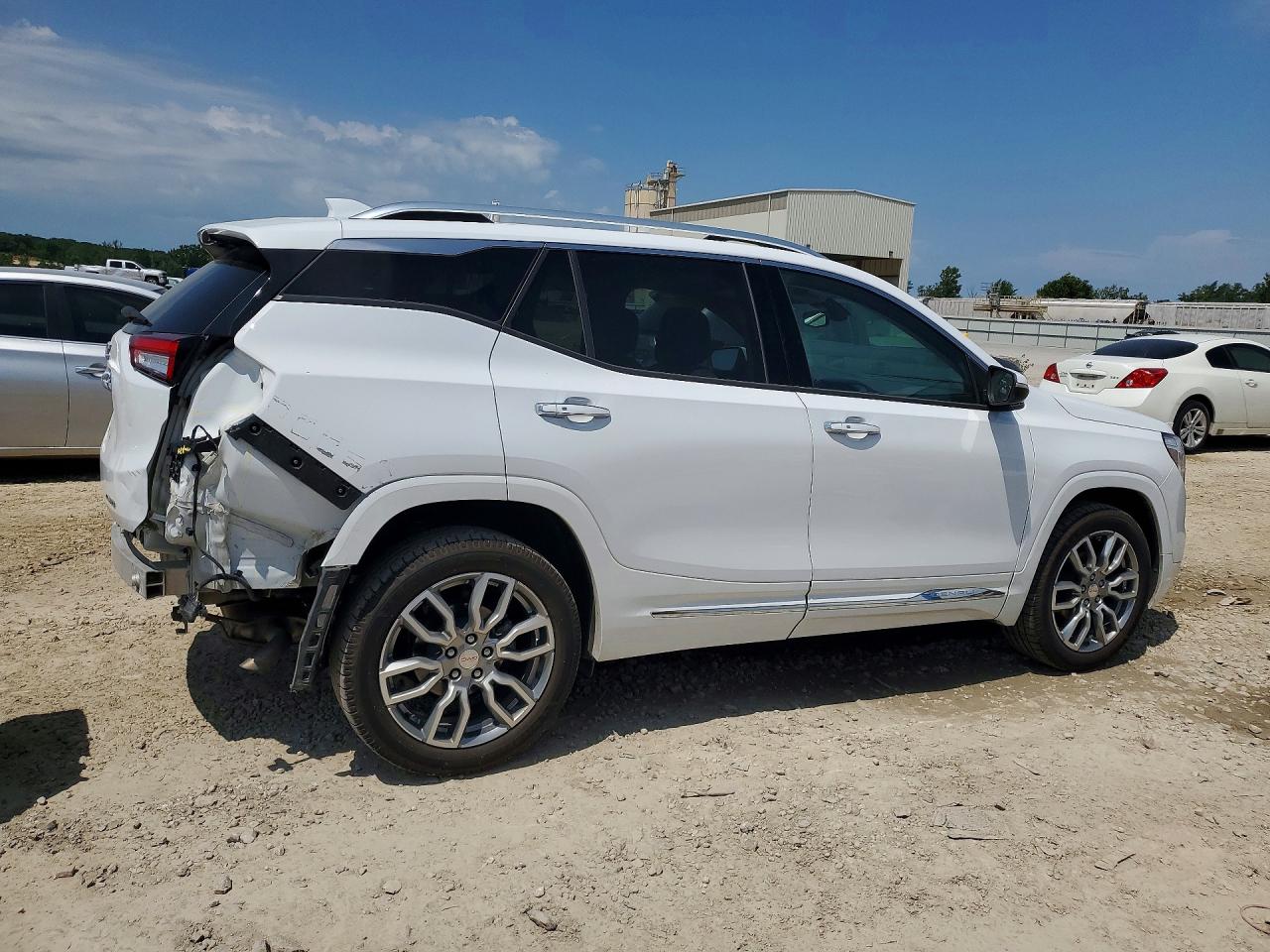 2023 GMC TERRAIN DENALI — снимка 3
