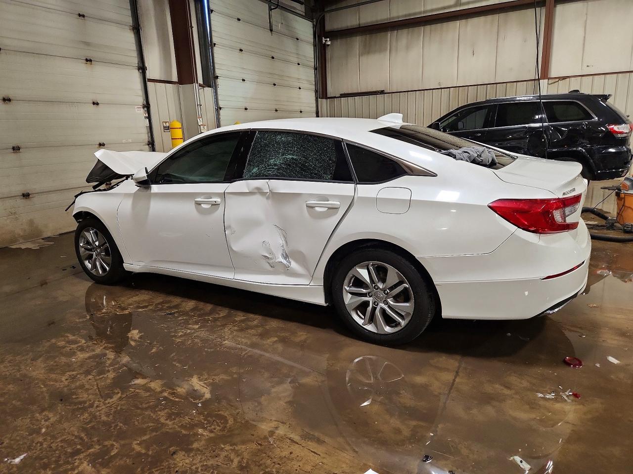2020 HONDA ACCORD LX — снимка 2
