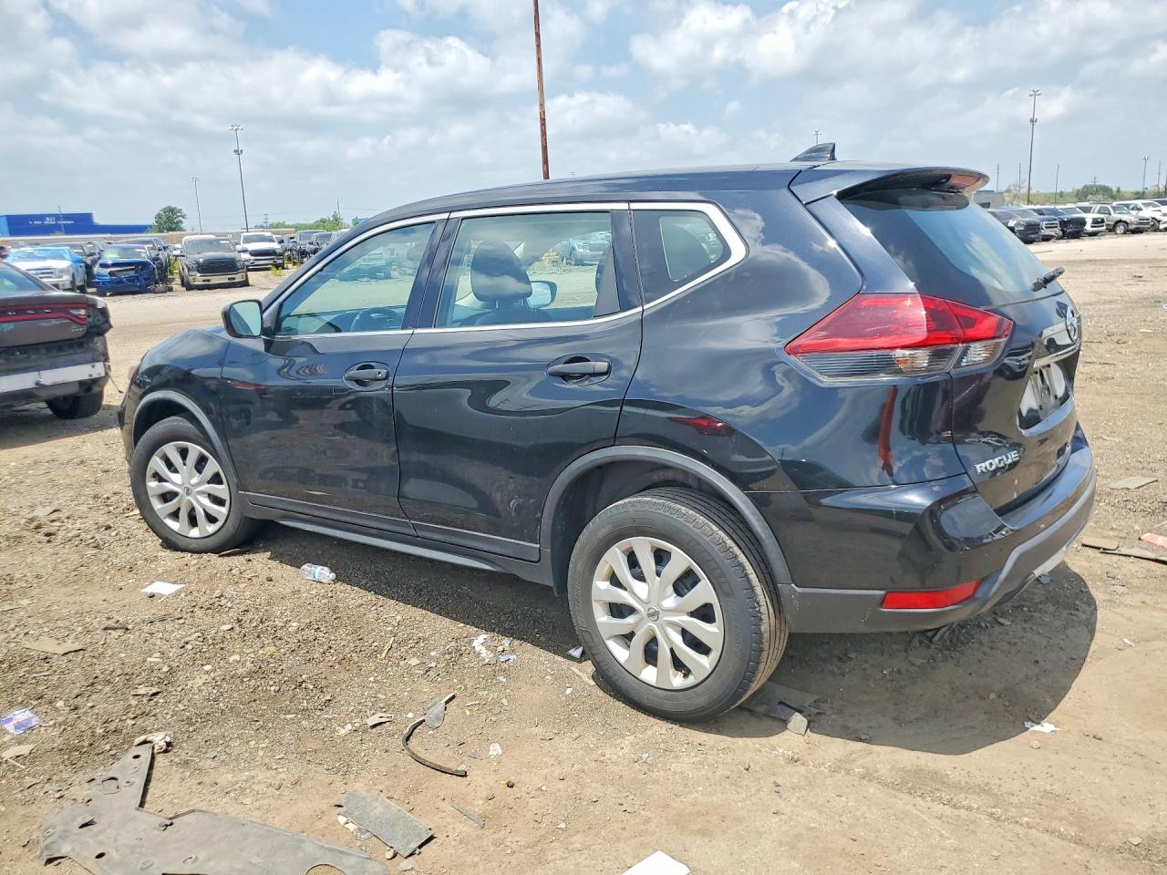 2019 NISSAN ROGUE S — снимка 2