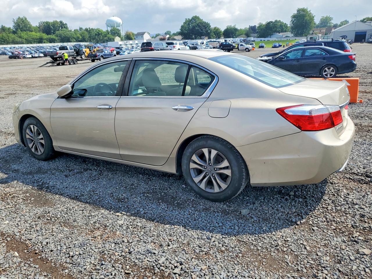 2015 HONDA ACCORD LX — снимка 2