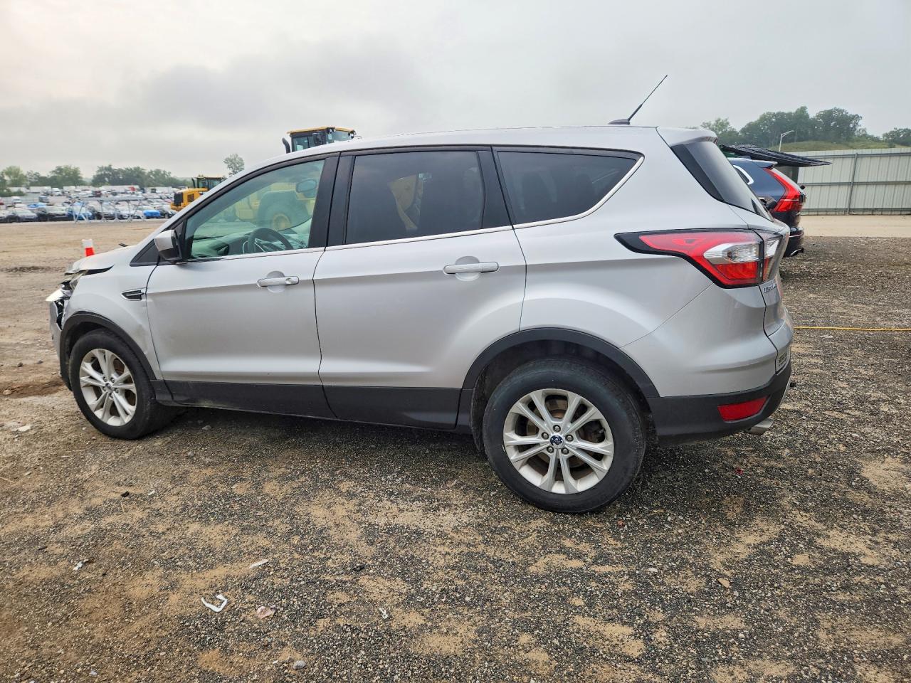 2017 FORD ESCAPE SE — снимка 2