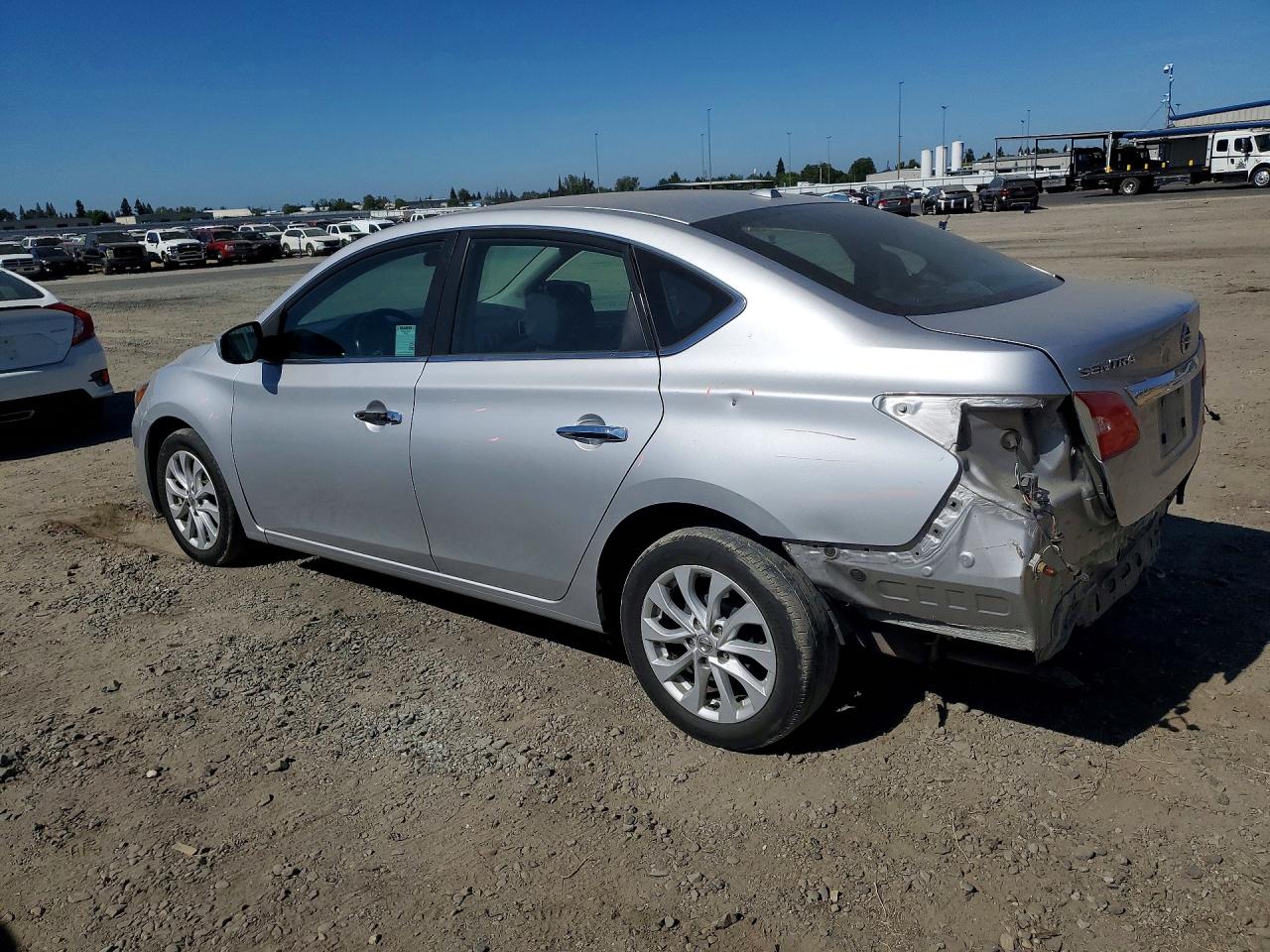 2019 NISSAN SENTRA SV — снимка 2