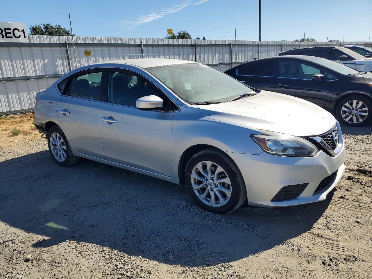 2019 NISSAN SENTRA SV — снимка 4
