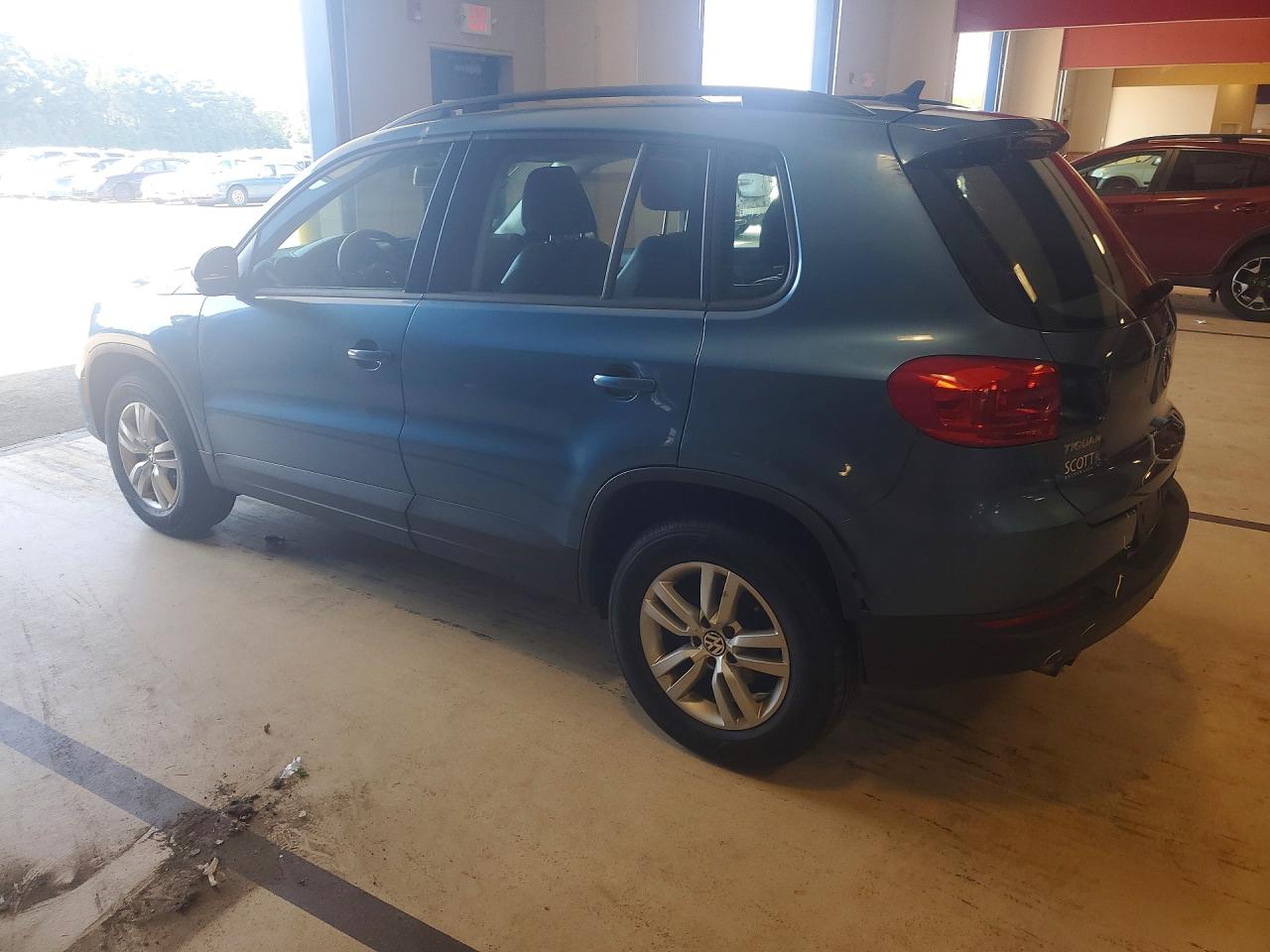 2017 VOLKSWAGEN TIGUAN S — снимка 2