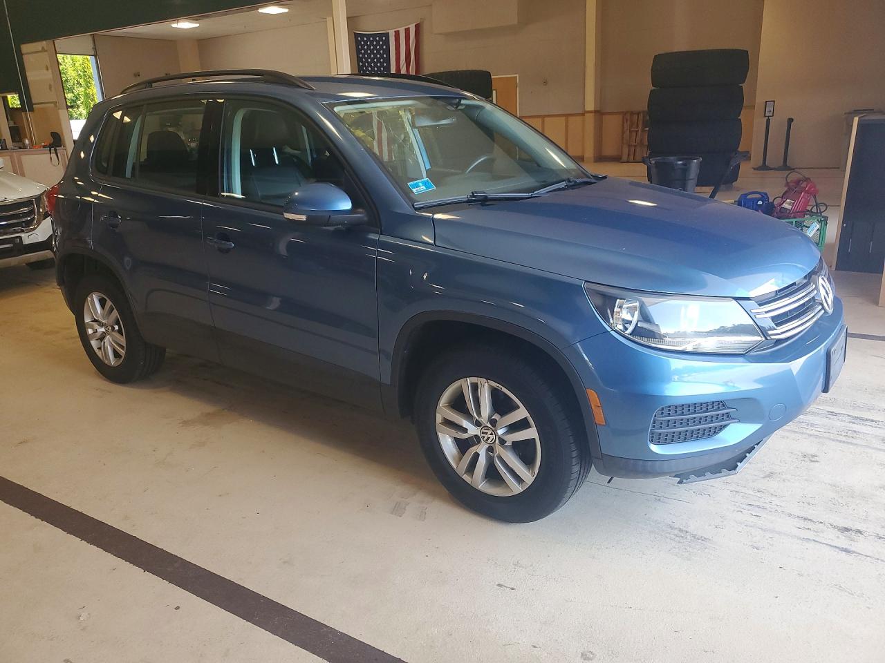 2017 VOLKSWAGEN TIGUAN S — снимка 4