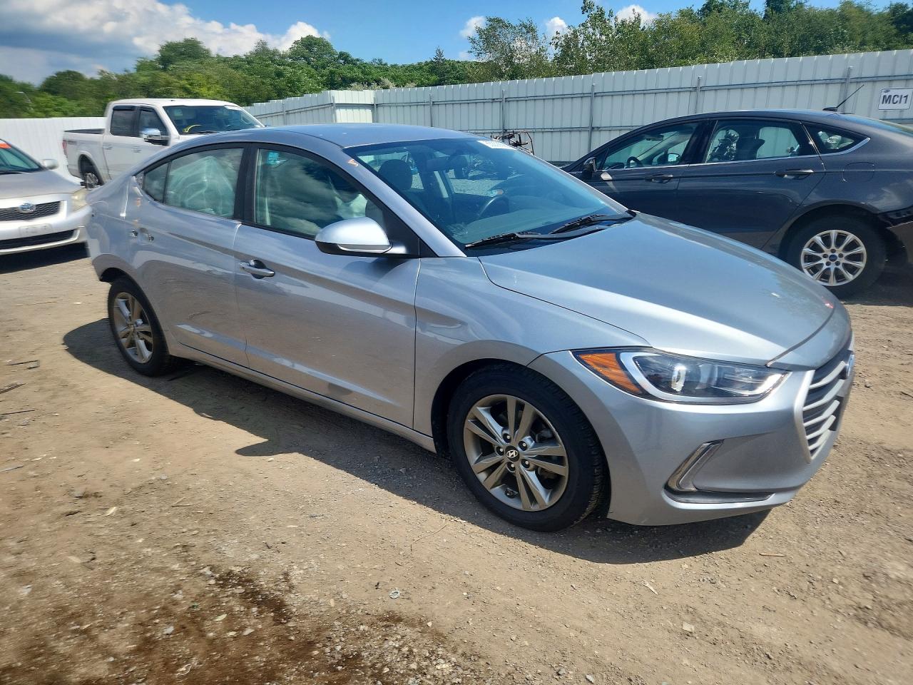 2017 HYUNDAI ELANTRA SE — снимка 4
