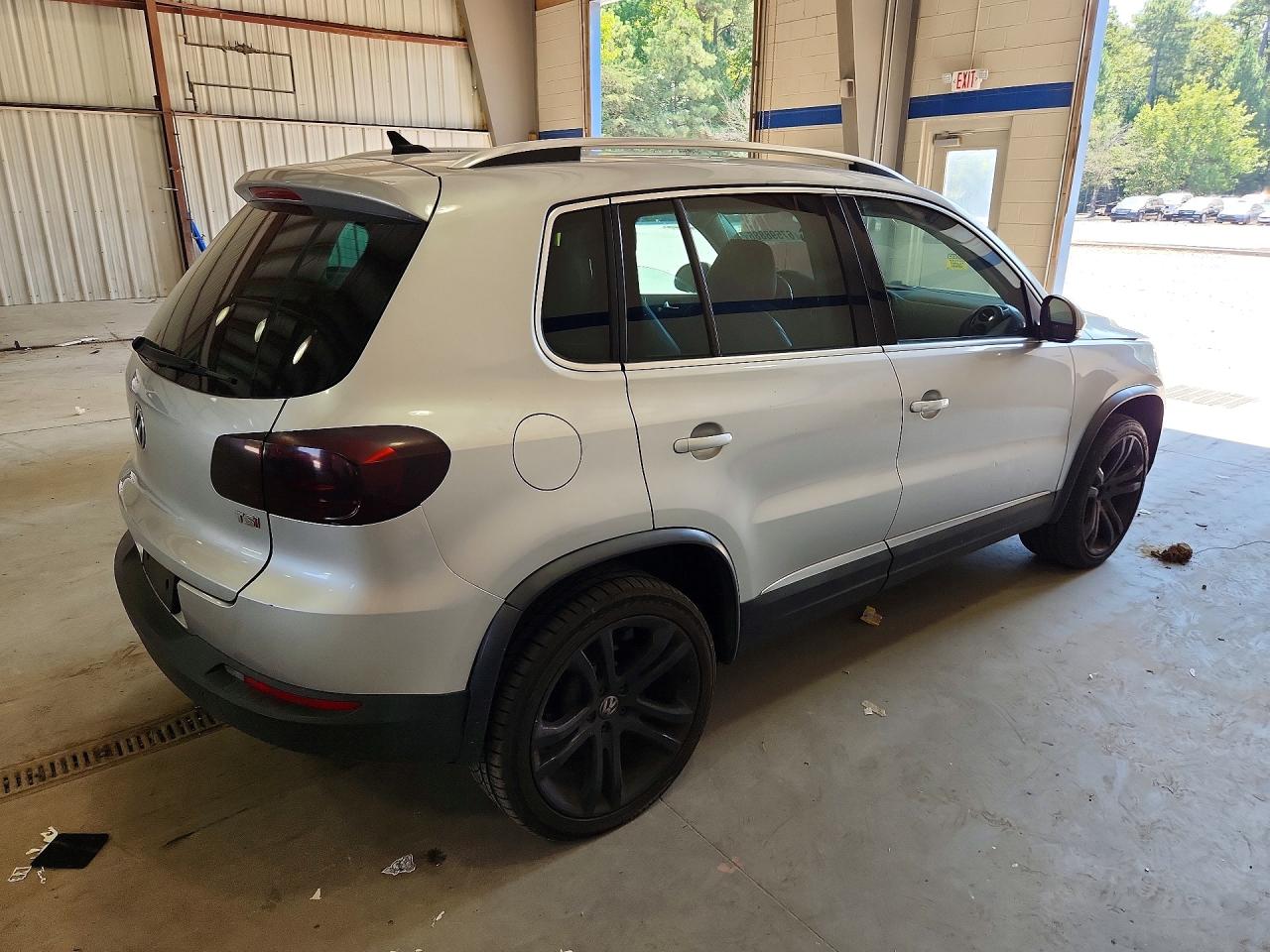 2016 VOLKSWAGEN TIGUAN S — снимка 3