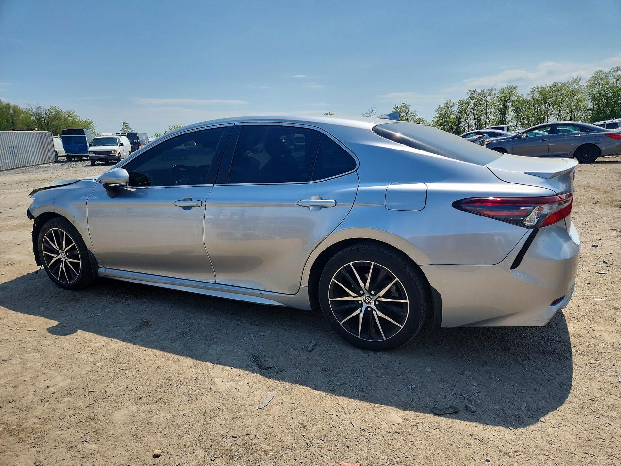 2022 TOYOTA CAMRY SE — снимка 2