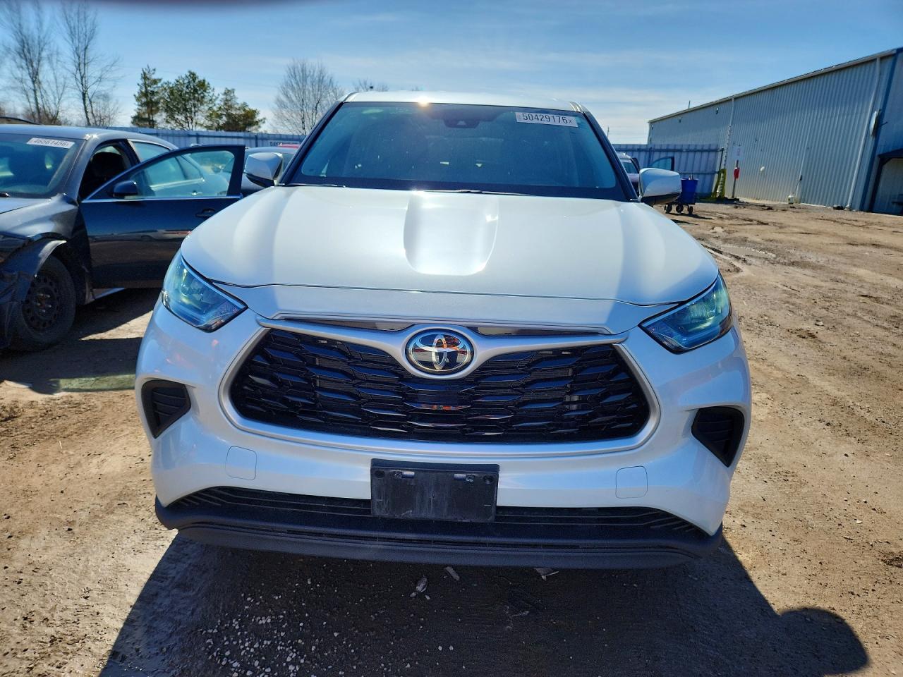 2022 TOYOTA HIGHLANDER LE — снимка 5
