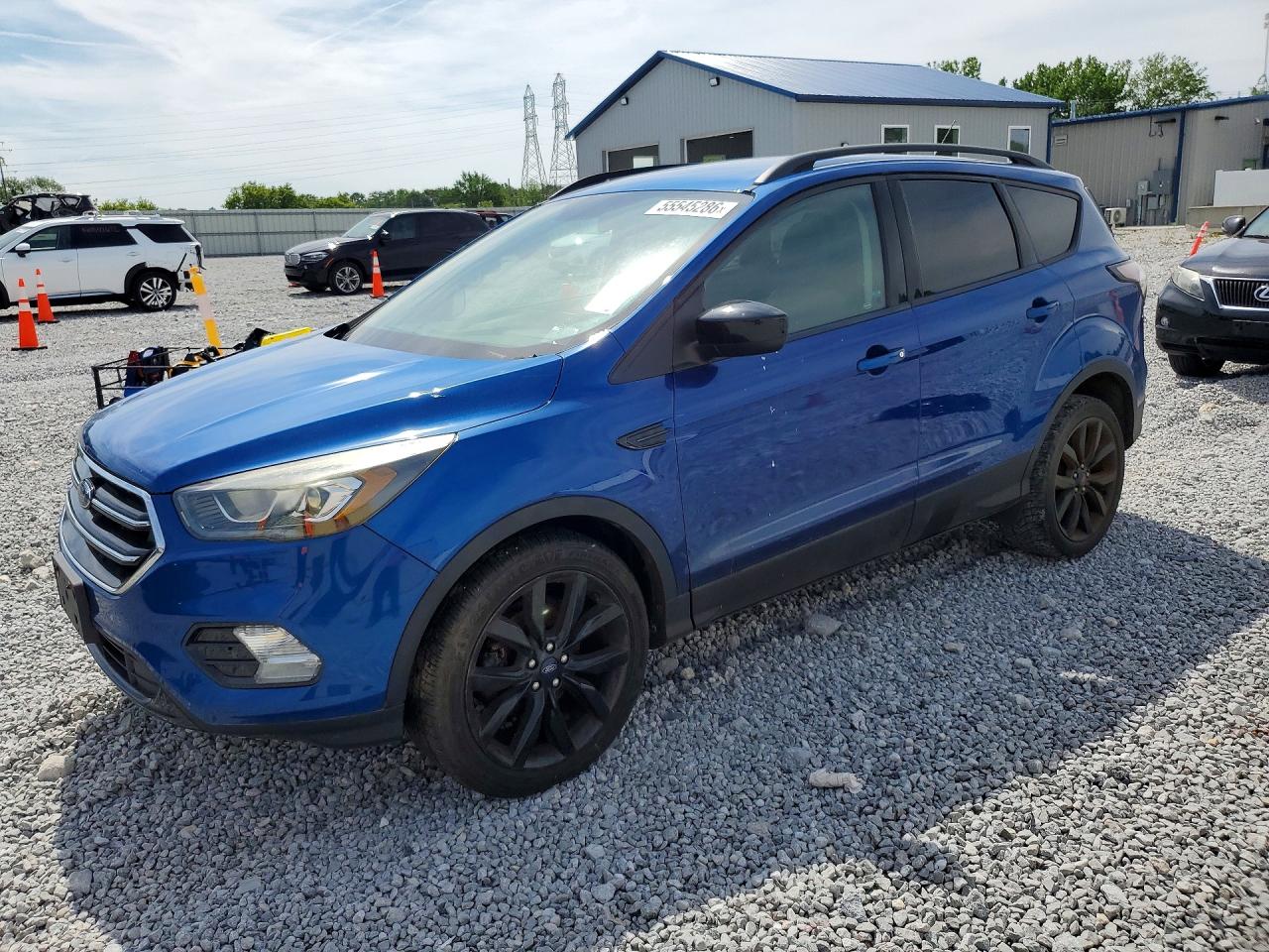 2017 FORD ESCAPE SE