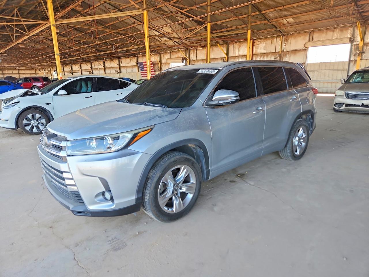 2018 TOYOTA HIGHLANDER LIMITED