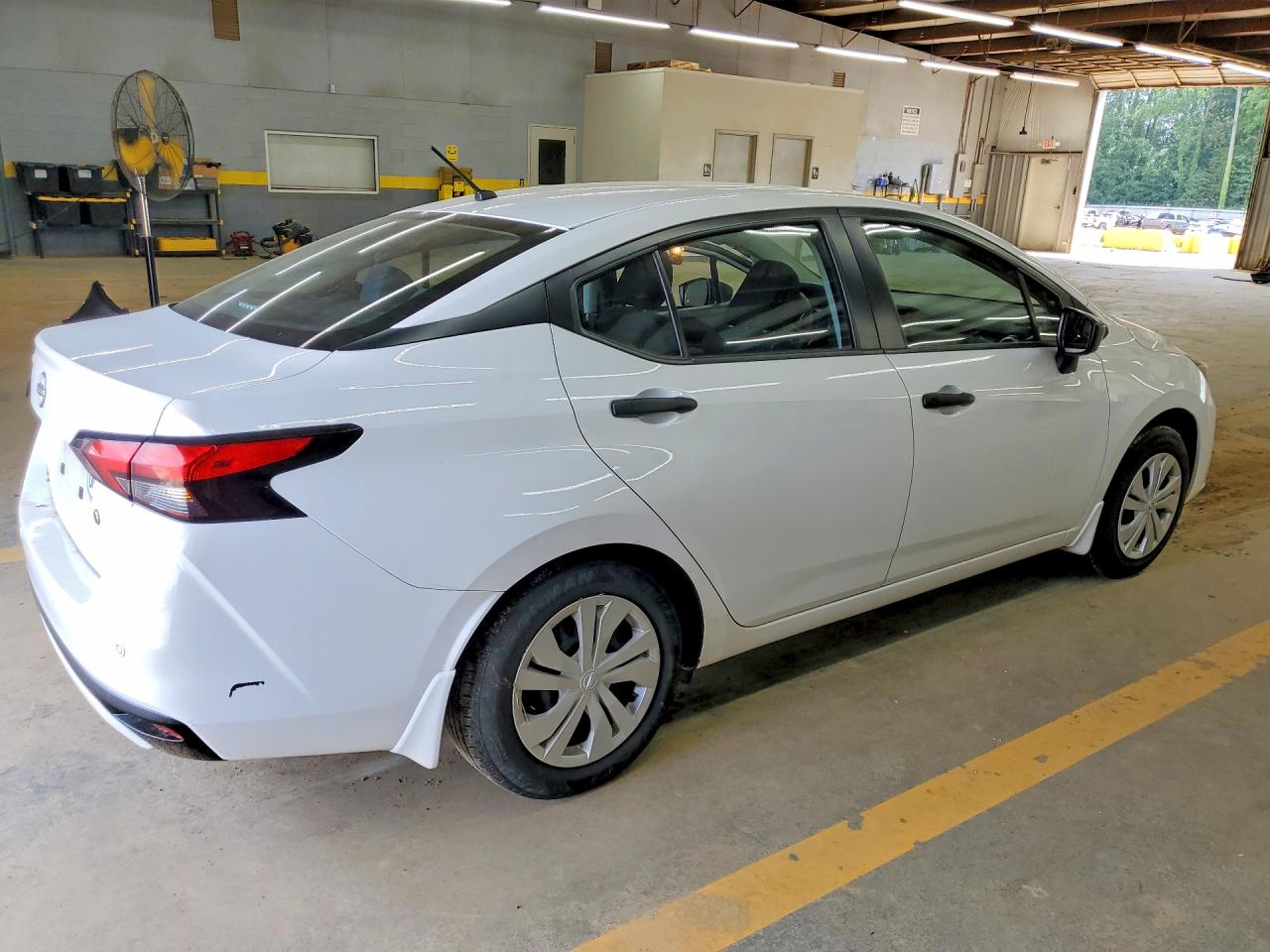 2024 NISSAN VERSA — снимка 3