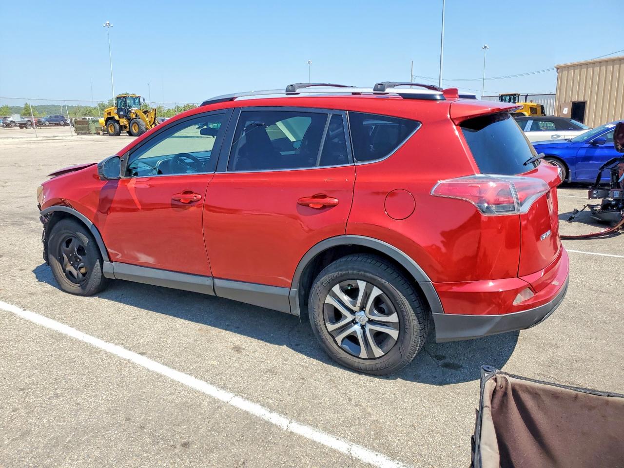 2016 TOYOTA RAV4 LE — снимка 2