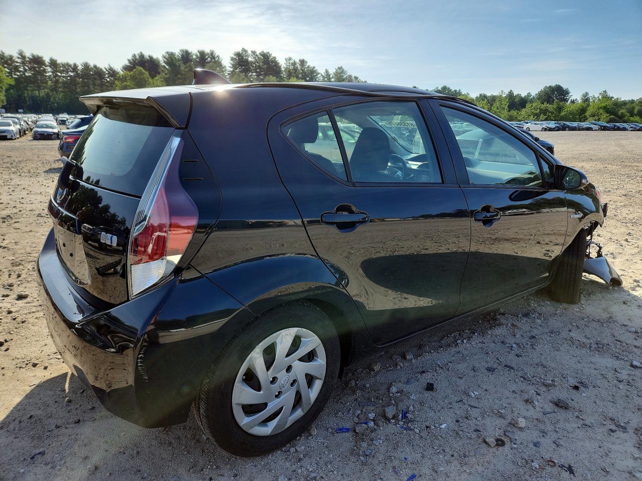 2015 TOYOTA PRIUS C TWO — снимка 3
