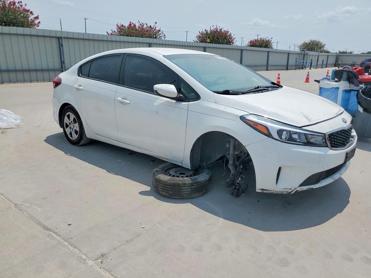 2017 KIA FORTE LX — снимка 4