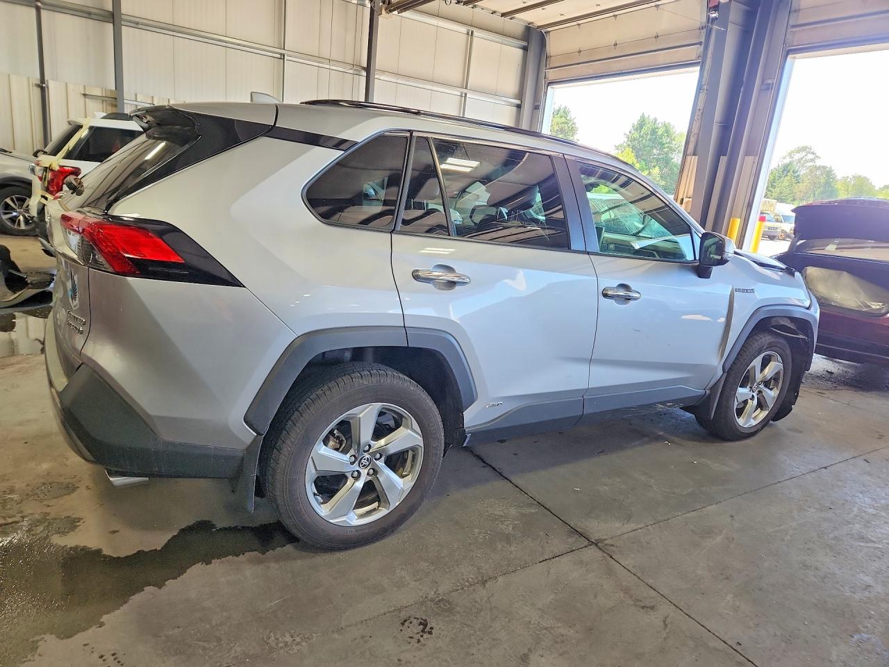 2020 TOYOTA RAV4 LIMITED — снимка 3