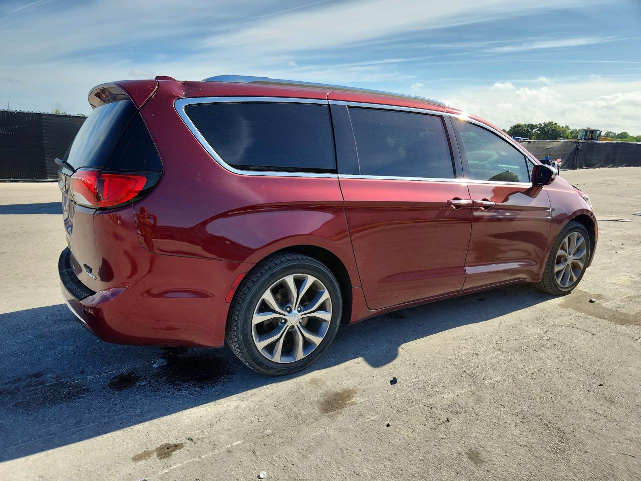 2017 CHRYSLER PACIFICA LIMITED — снимка 3