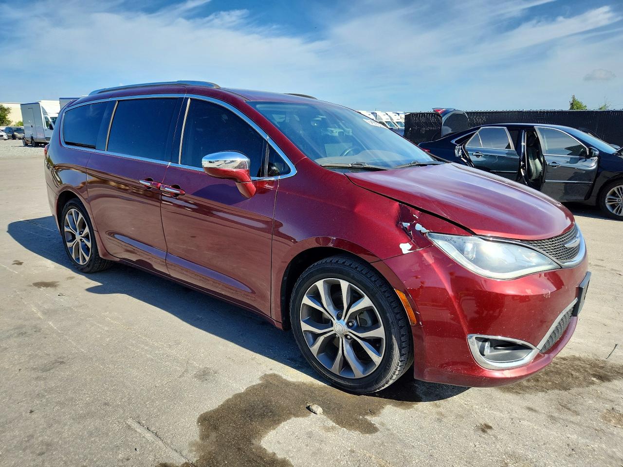 2017 CHRYSLER PACIFICA LIMITED — снимка 4