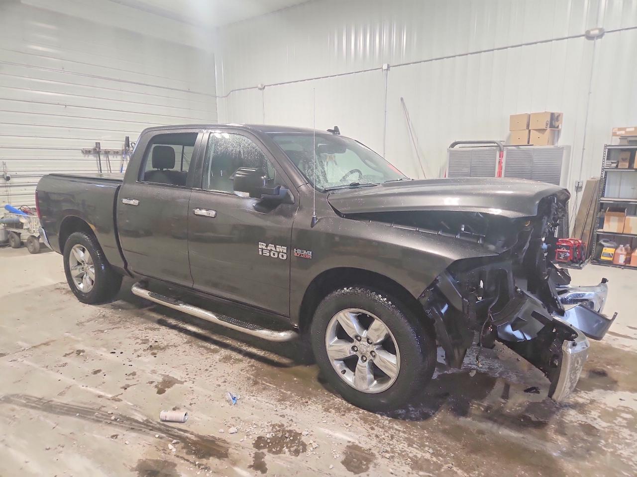 2017 RAM 1500 SLT — снимка 4