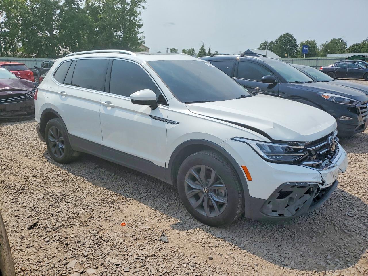 2022 VOLKSWAGEN TIGUAN SE — снимка 4