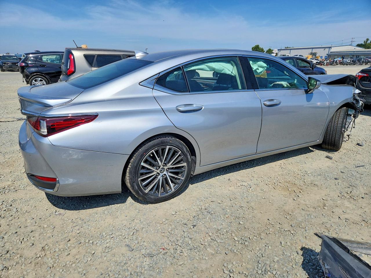 2023 LEXUS ES 300H BASE — снимка 3