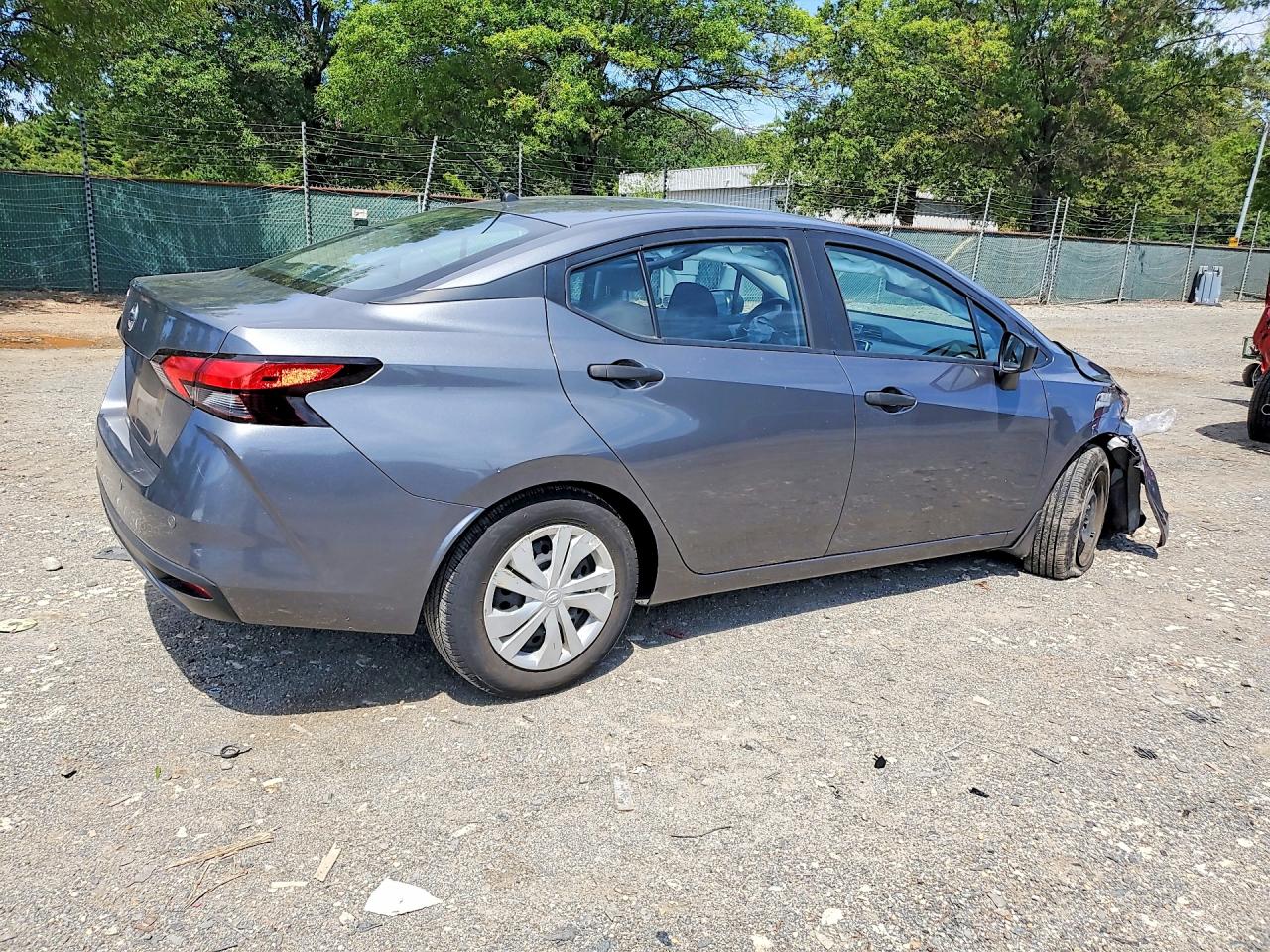 2021 NISSAN VERSA S — снимка 3
