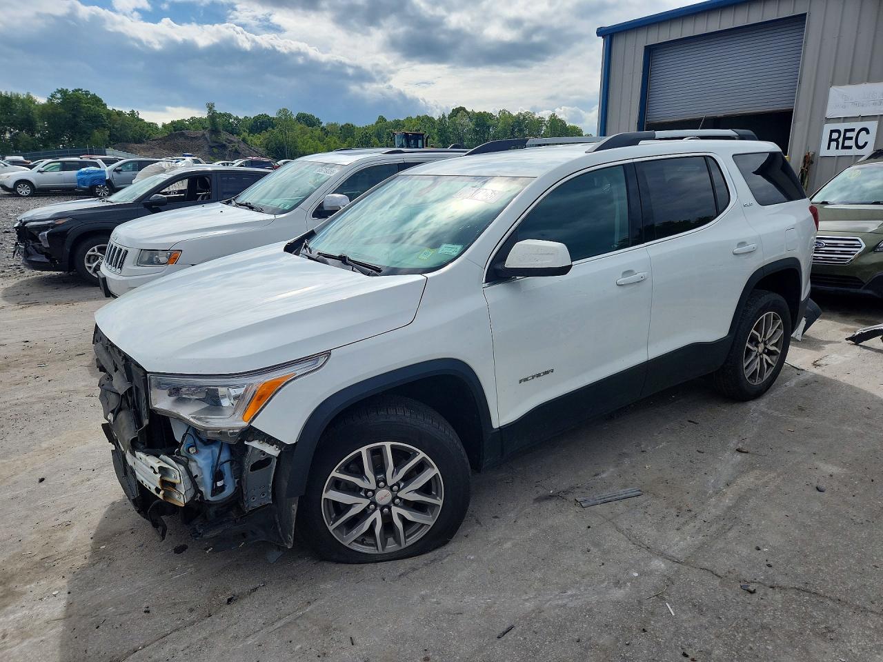 2018 GMC ACADIA SLE