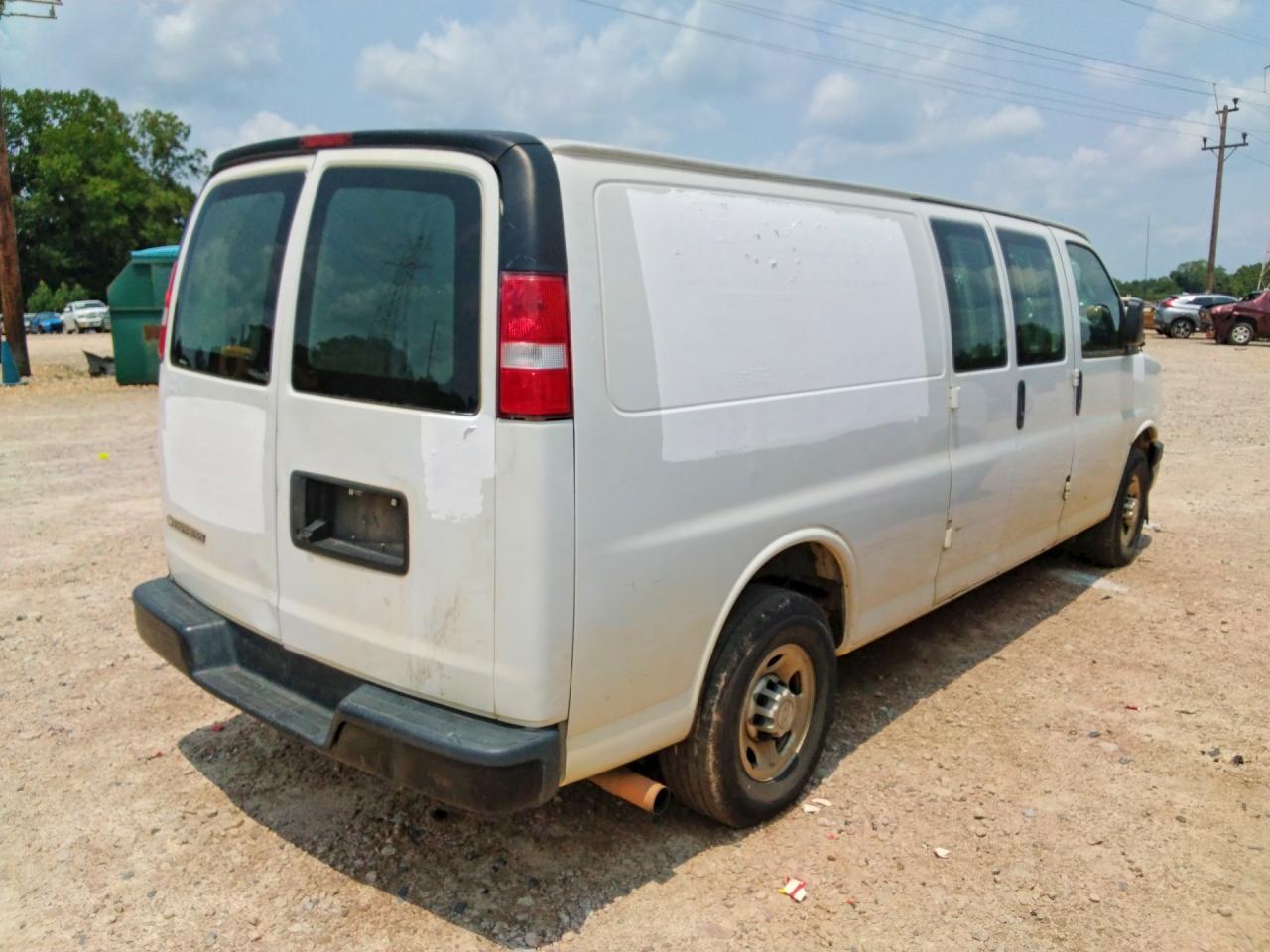 2019 CHEVROLET EXPRESS G2500 — снимка 3